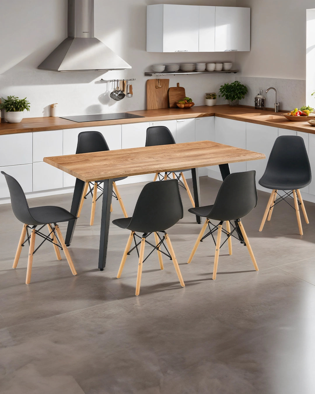  Table de cuisine moderne avec plateau en bois et pieds en acier assortie de chaises